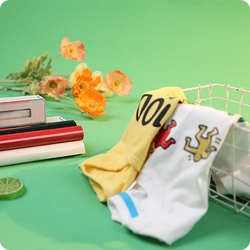 UK-Heat Transfer Vinyl Bundle - 12"x5 Ft (6 Assorted Colors）